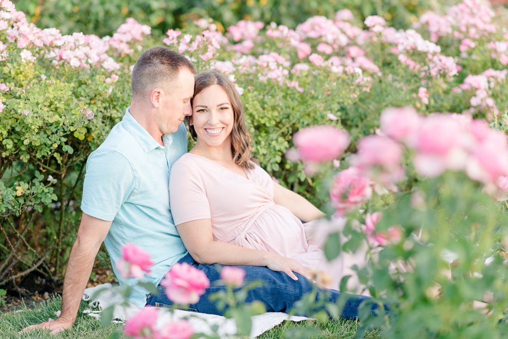 San Jose Rose Garden Pregmnancy Announcement Photoshoot