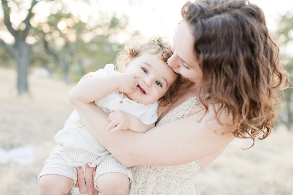 San Jose Outdoor family photoshoot with a baby