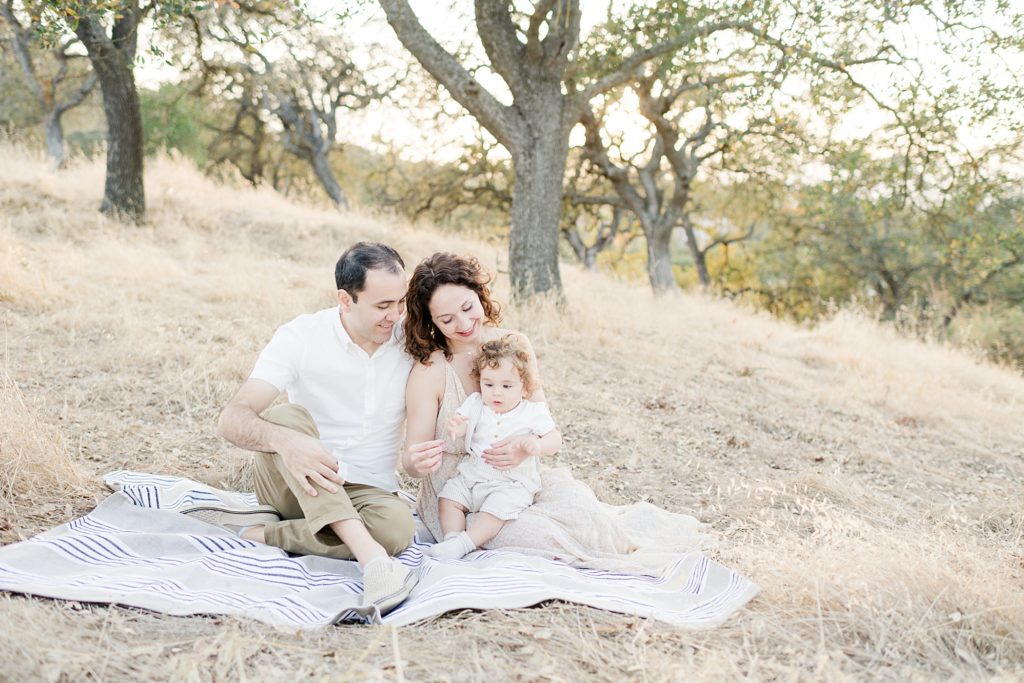 San Jose Outdoor family photoshoot with a baby