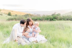 How to prepare your kids for a family photoshoot