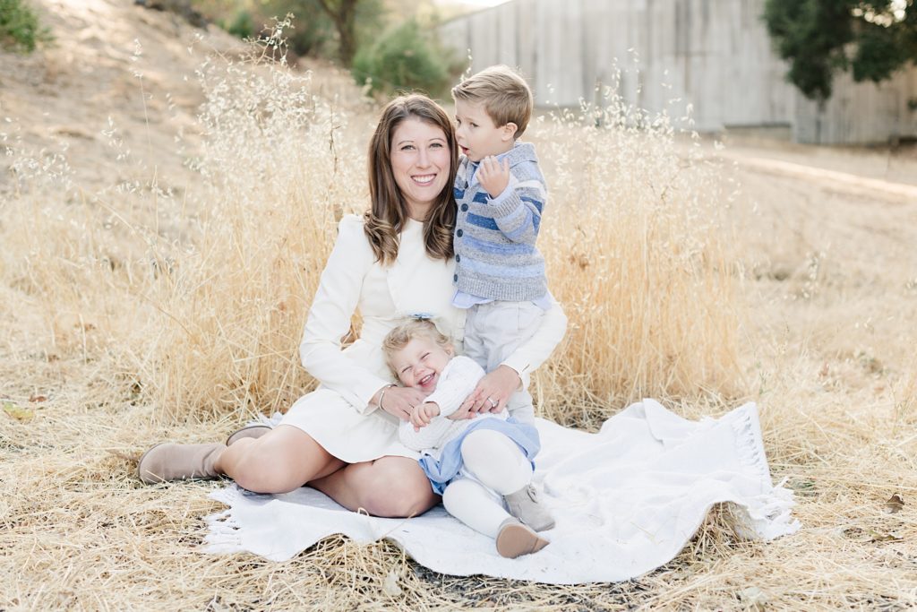 San Jose Fall family session white barn