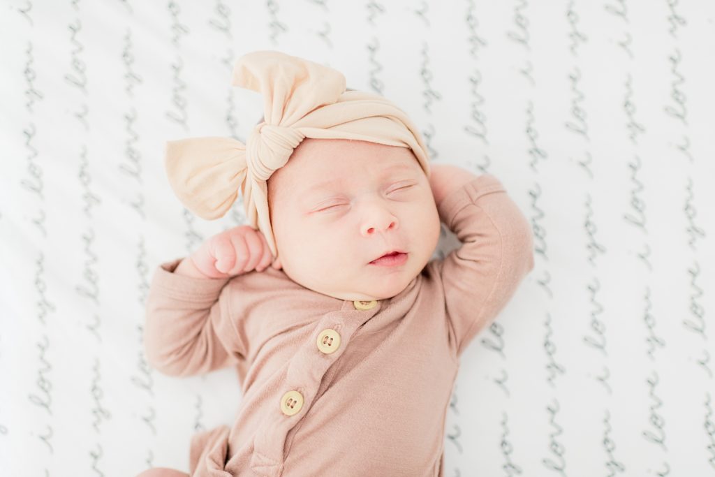 Morgan-Hill-Light-And-Airy-Lifestyle-Newborn-Modern-Photographer