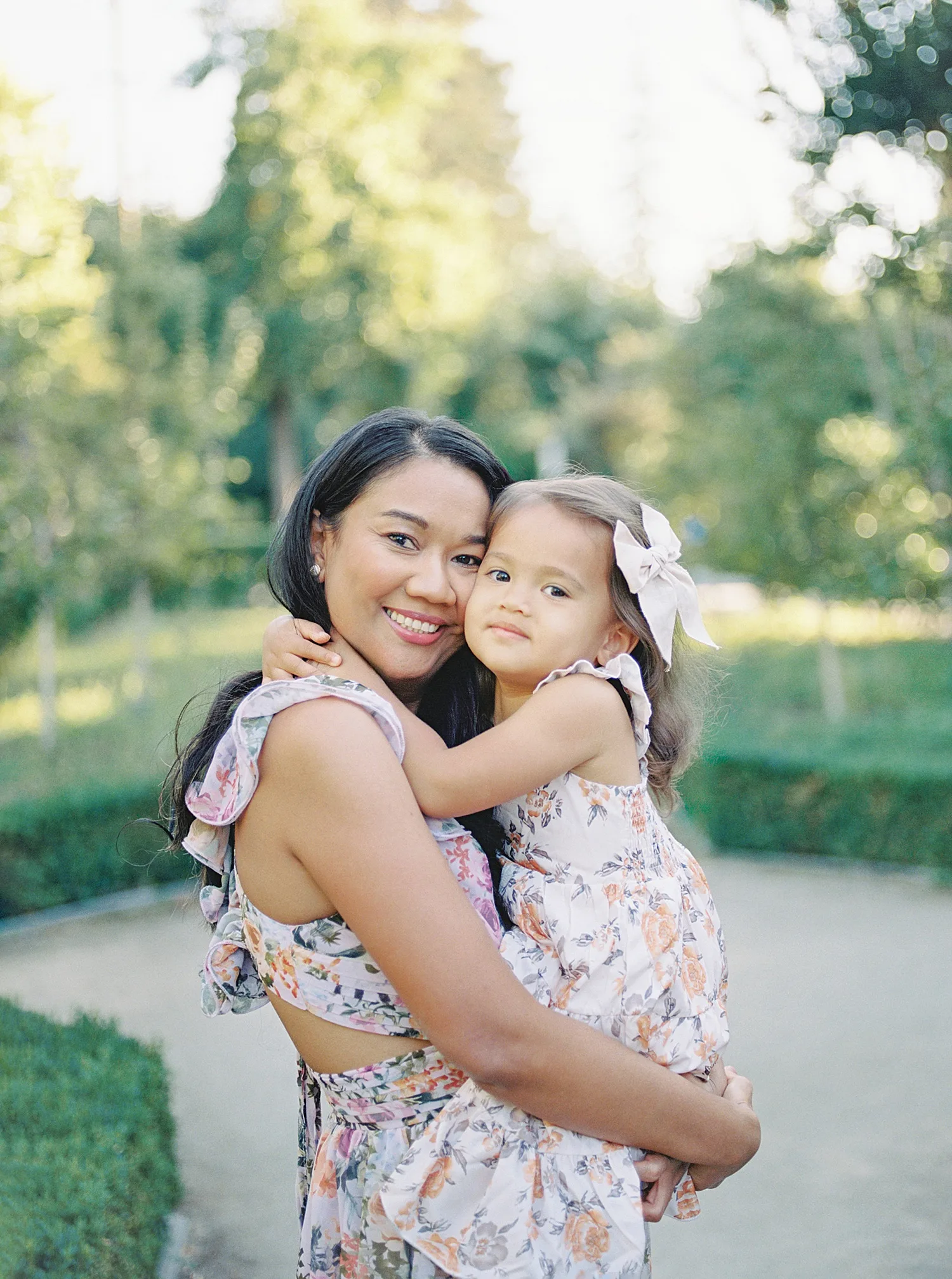 Mother and daughter portrait by Julia Shelepova - Palo Alto family photographer